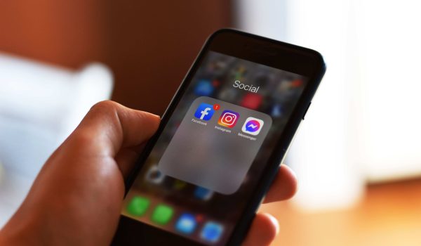 Uso excesivo de las redes sociales: señales de alerta y cómo detectarlo 