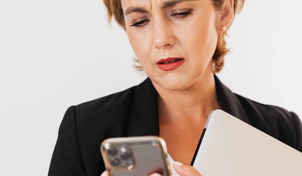 ¿Por qué tantas mujeres descubren su TDAH ya de adultas? 