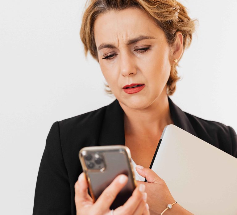¿Por qué tantas mujeres descubren su TDAH ya de adultas? 