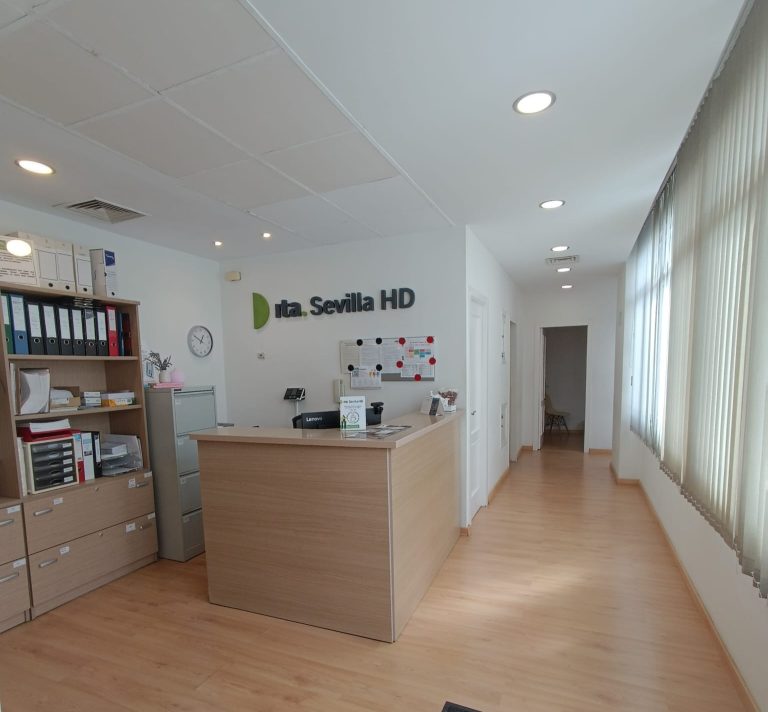 Ita Sevilla  abre un hospital de tarde para adolescentes que permite compaginar tratamiento y escolarización 