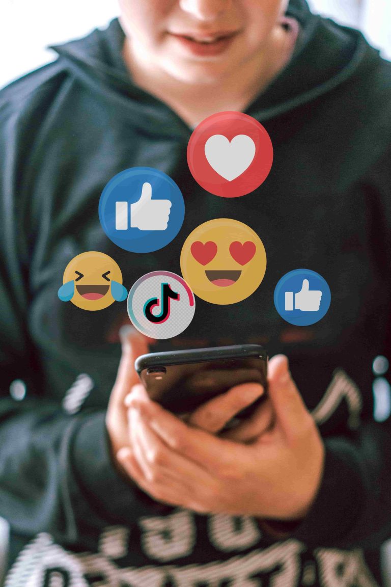 ¿Cómo es posible detectar un problema de salud mental en redes sociales si la tendencia actual es mostrar al mundo solo aquello que es digno de admirar por parte de otras personas?